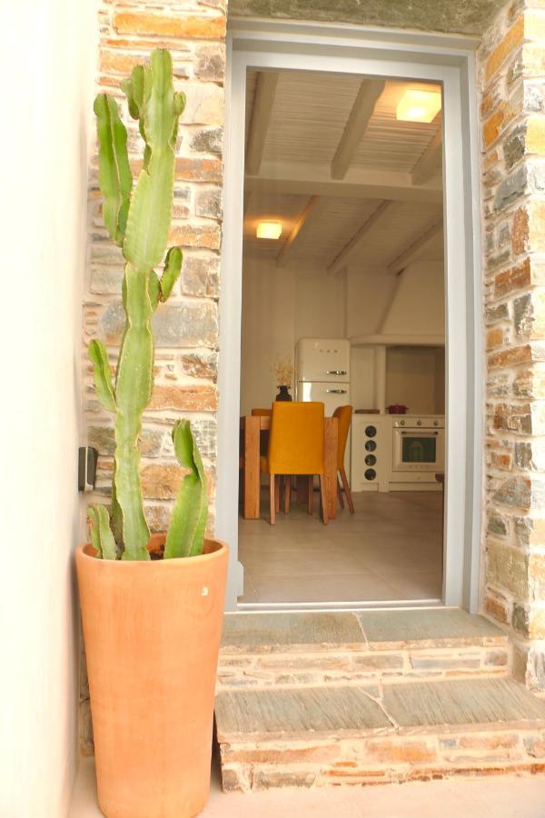 Kounelia Luxury Holiday home *