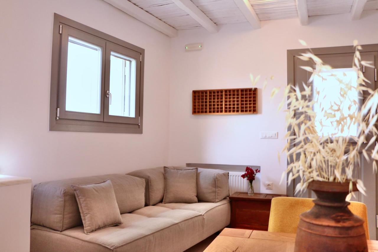 Kounelia Luxury